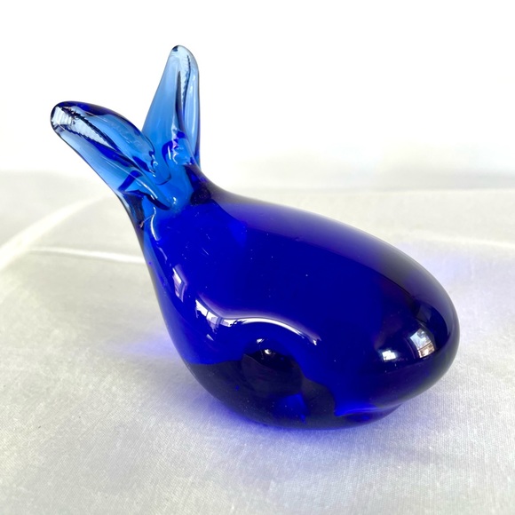 Vintage Pilgrim Glass Co. Cobalt Blue Whale 3” Figurine EUC - Picture 6 of 9